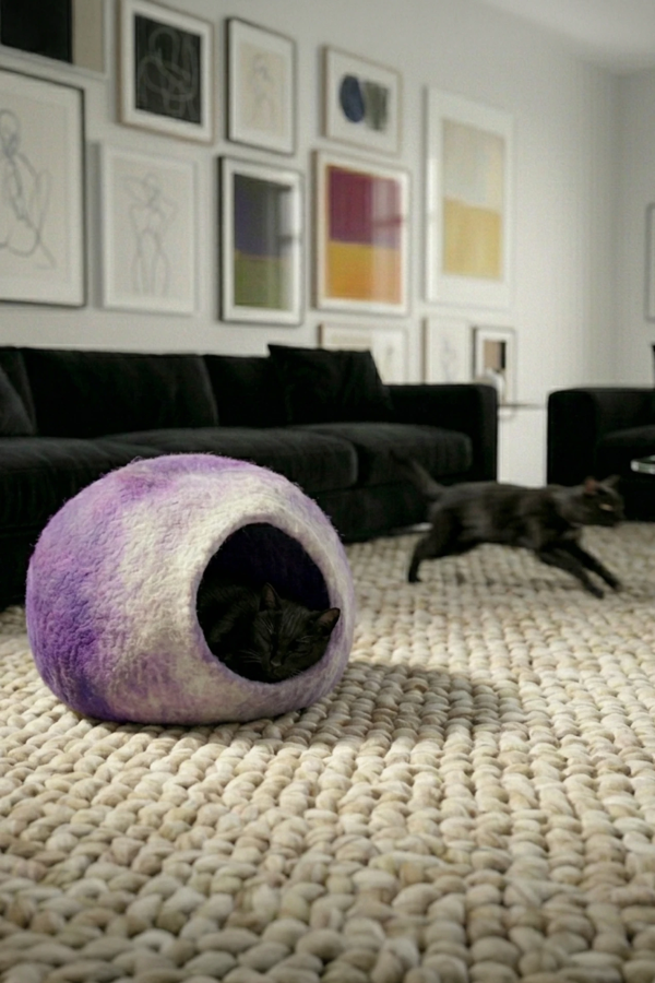 Nest Sphere Amethyst & Natural White Felt Cat Bed | Feraw